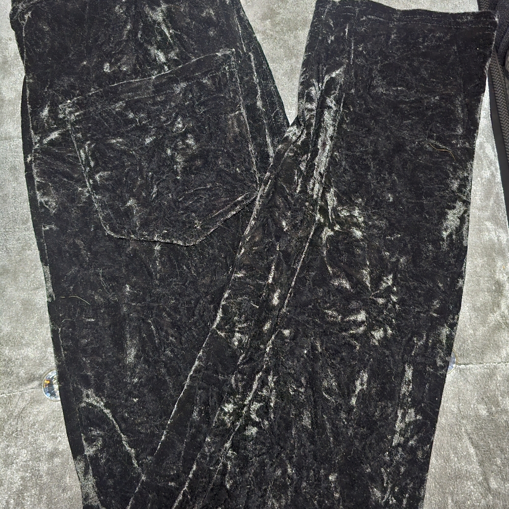 Elegant Black Velvet Women's Pants - Picture 4 of 7